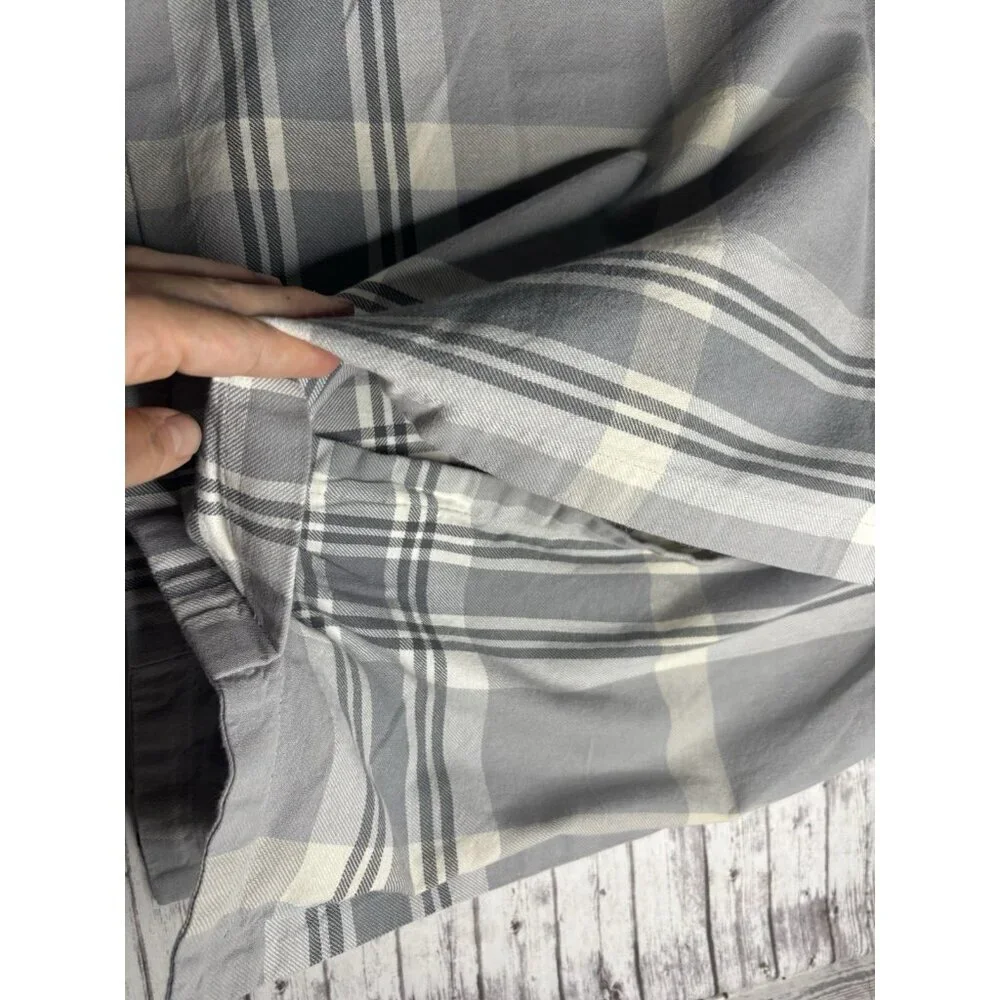 Pottery Barn Turner Plaid Print Cover Gray Ivory PAIR Standard Standard Shams